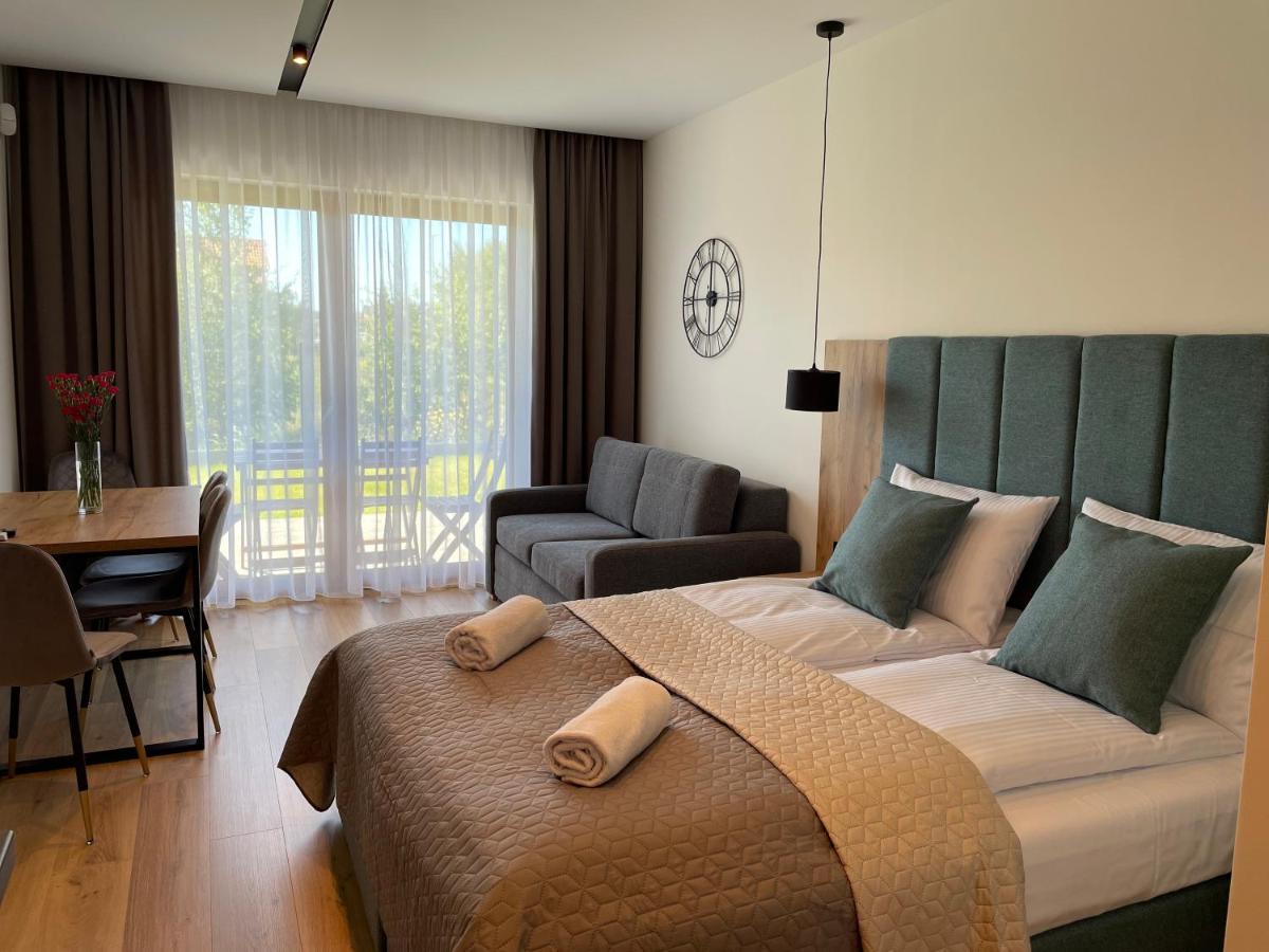 Hotel Royal Blue Port Rowy  Esterno foto
