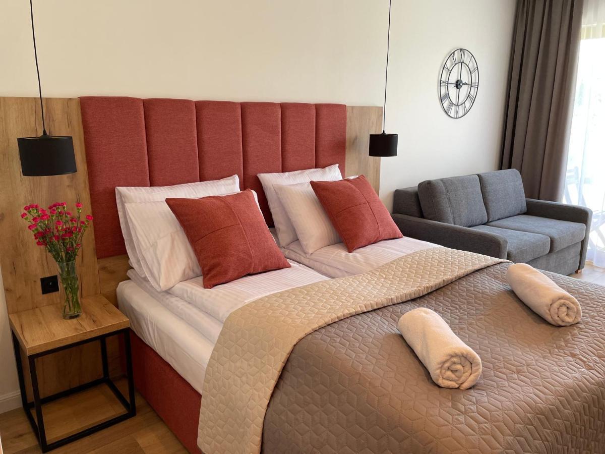 Hotel Royal Blue Port Rowy  Esterno foto